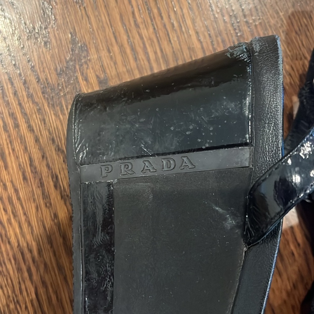 Prada 8  Black Women's Sandals - Picture 3 of 4